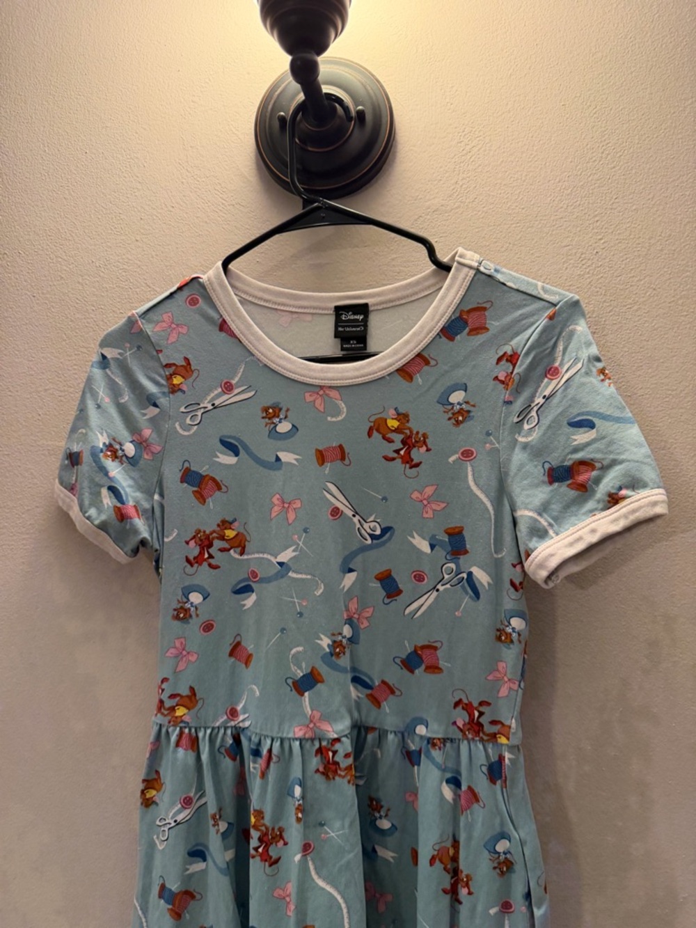 Disney Her Universe Cinderella Mice Gus Jaq Dress Blue XS Short Sleeve Pockets - Picture 3 of 5